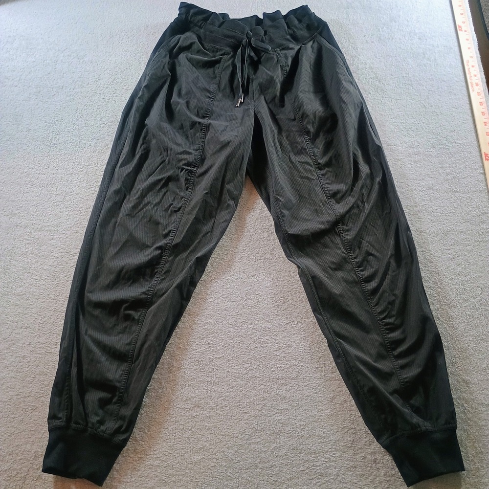 Lululemon Womens Beyond the Studio Jogger‎ Black 10 Lightweight Activewear
